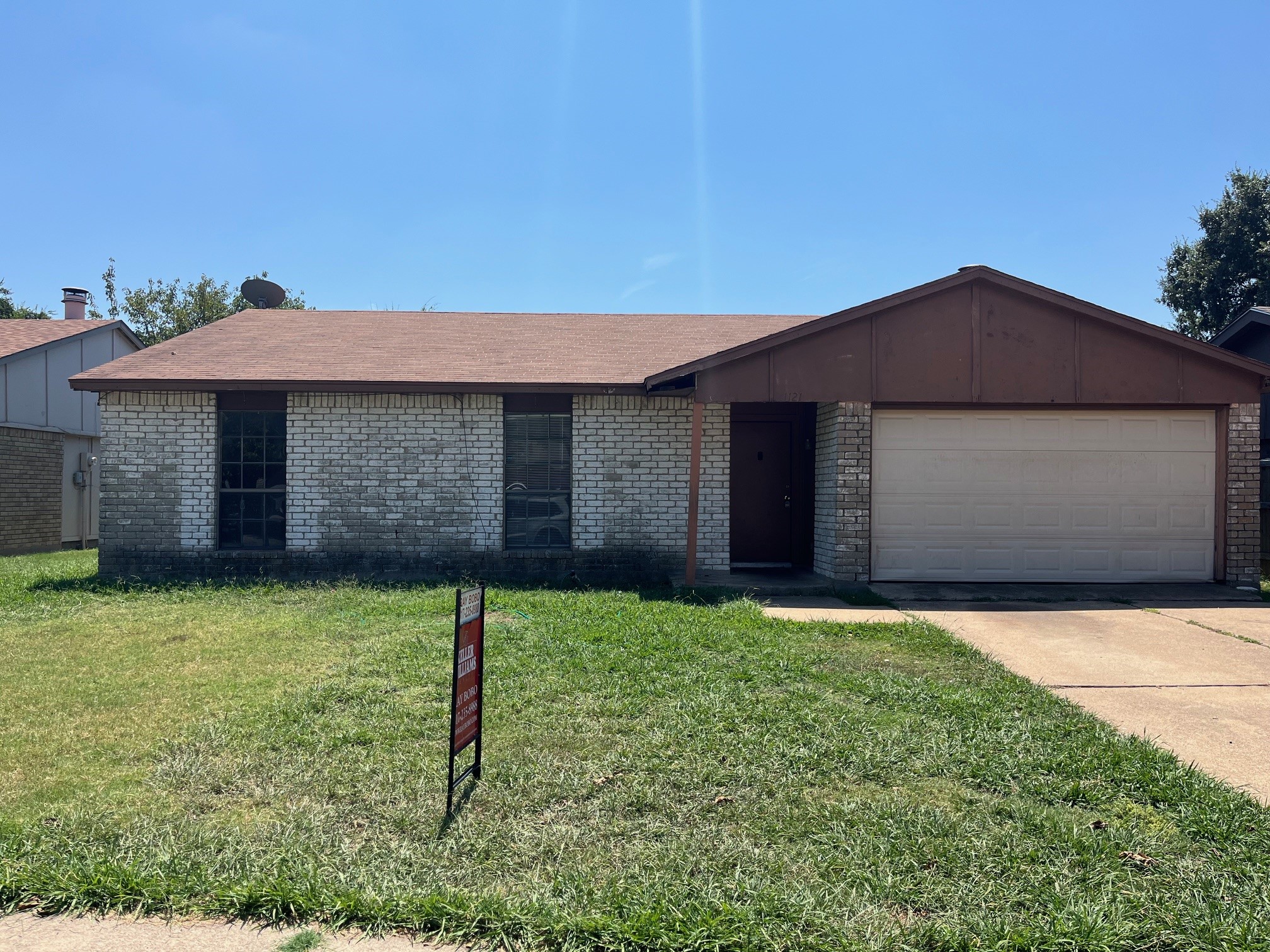 1121 Loving Trail Grand Prairie TX 75052