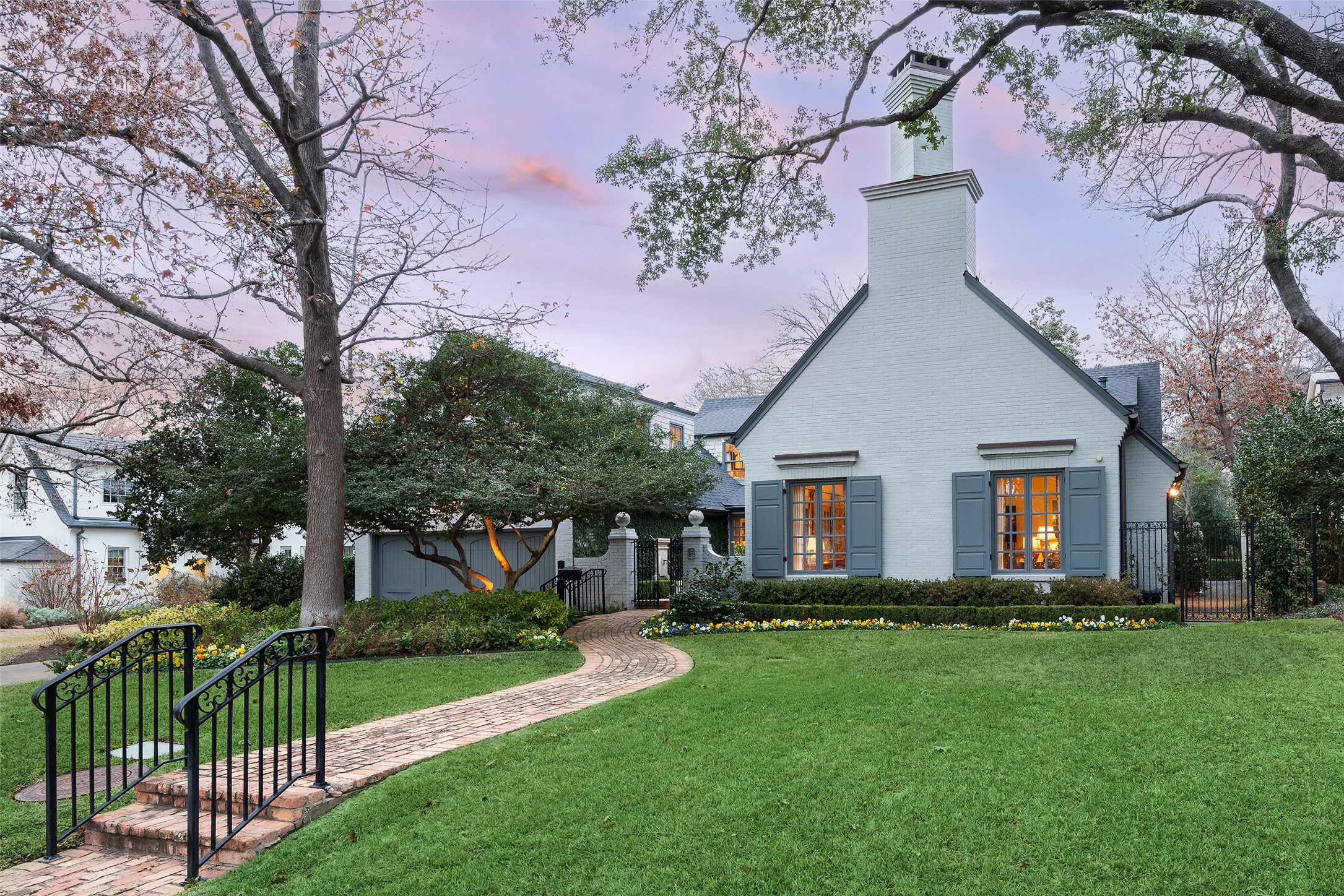 5347 Montrose Drive Dallas TX 75209