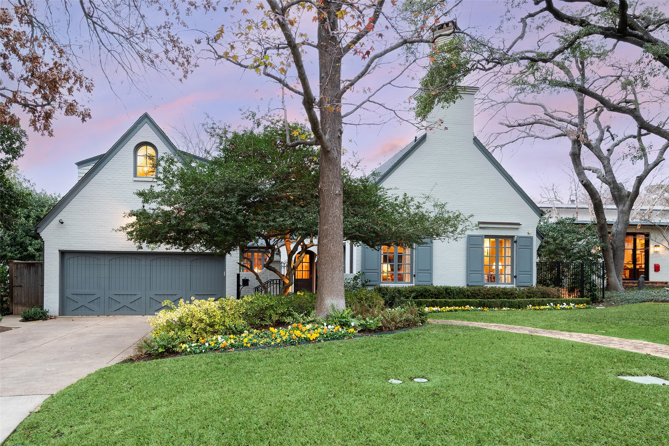 5347 Montrose Drive Dallas TX 75209