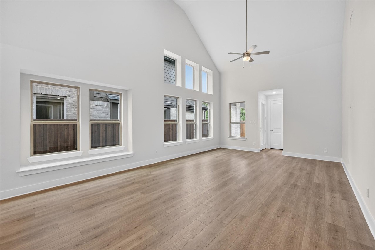 1648 Cornwall Avenue Fort Worth TX 76052