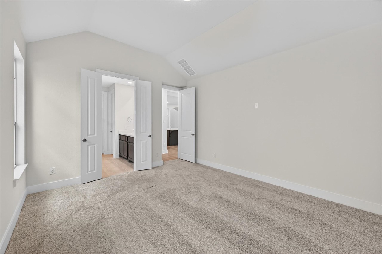 1648 Cornwall Avenue Fort Worth TX 76052
