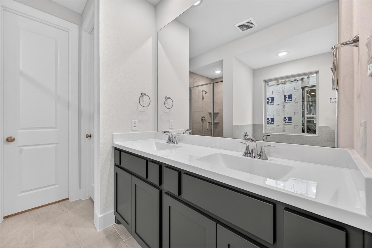 1648 Cornwall Avenue Fort Worth TX 76052