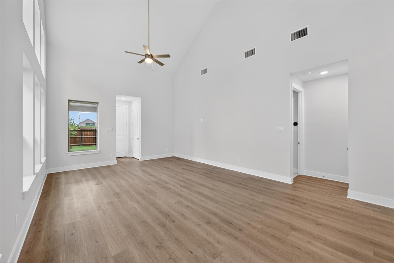 1648 Cornwall Avenue Fort Worth TX 76052