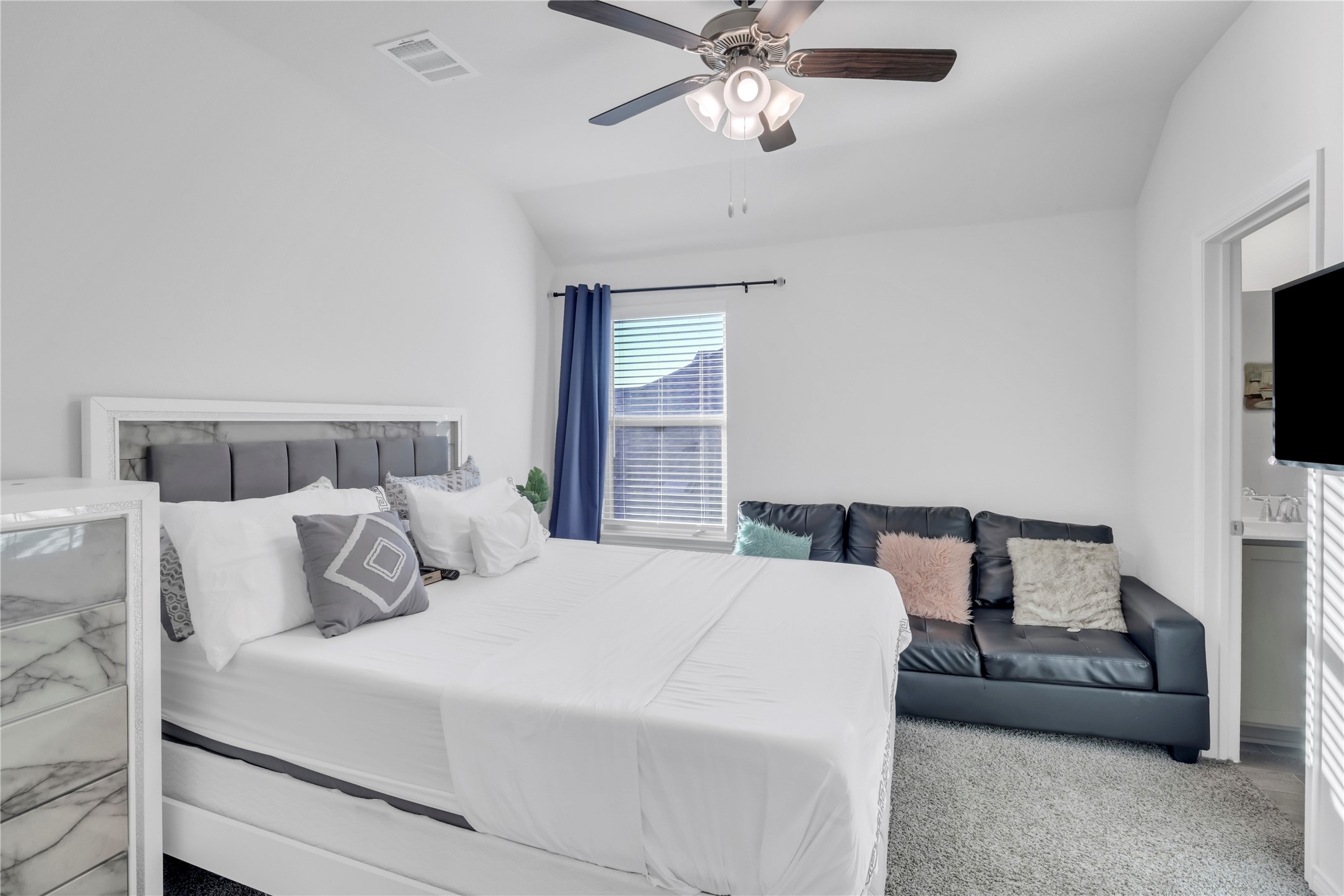 11221 Camelot Court Aubrey TX 76227