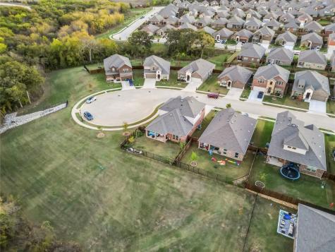 11221 Camelot Court Aubrey TX 76227