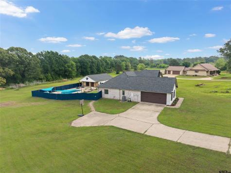 808 N Jarvis Street Troup TX 75789