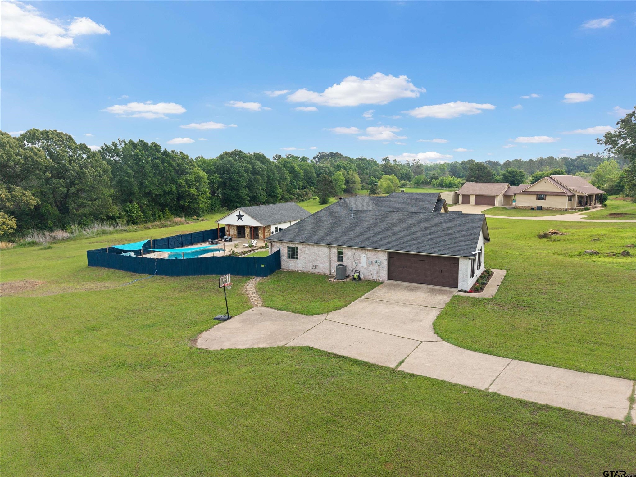 808 N Jarvis Street Troup TX 75789