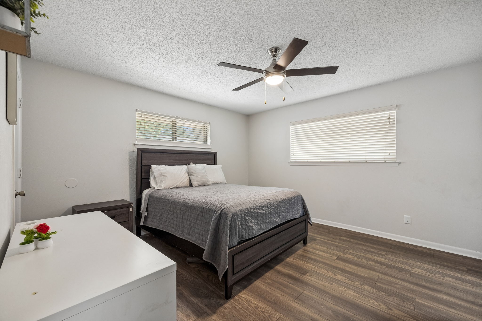 1047 Westlake Drive Desoto TX 75115