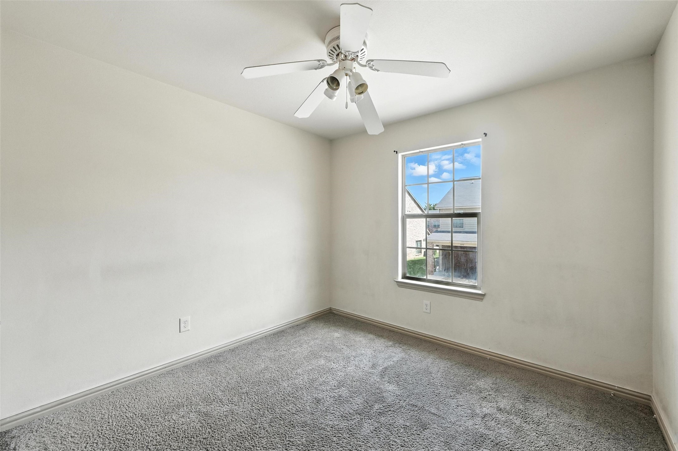 2353 Homewood Lane Grand Prairie TX 75050