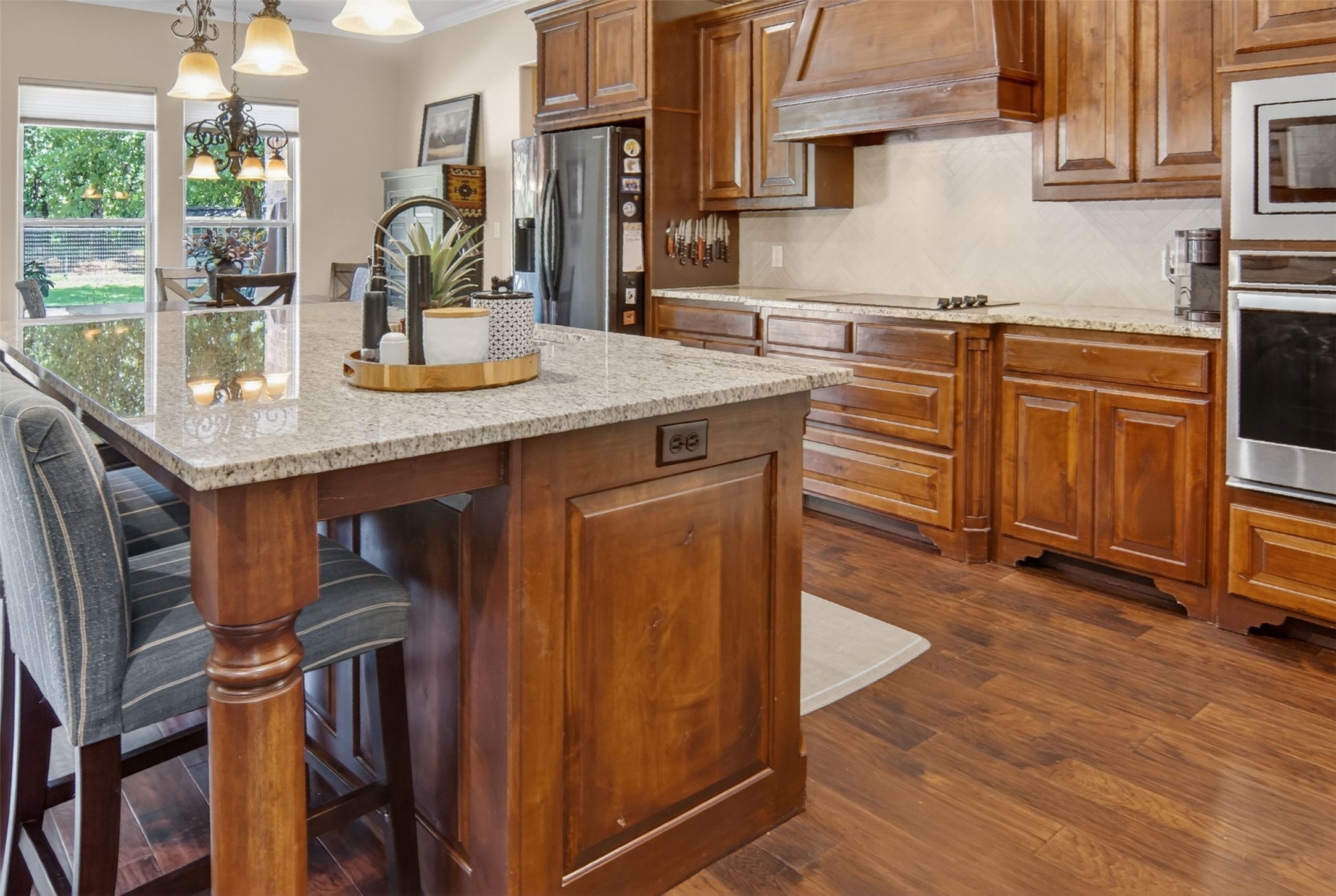 206 Oak Tree Court Poolville TX 76487
