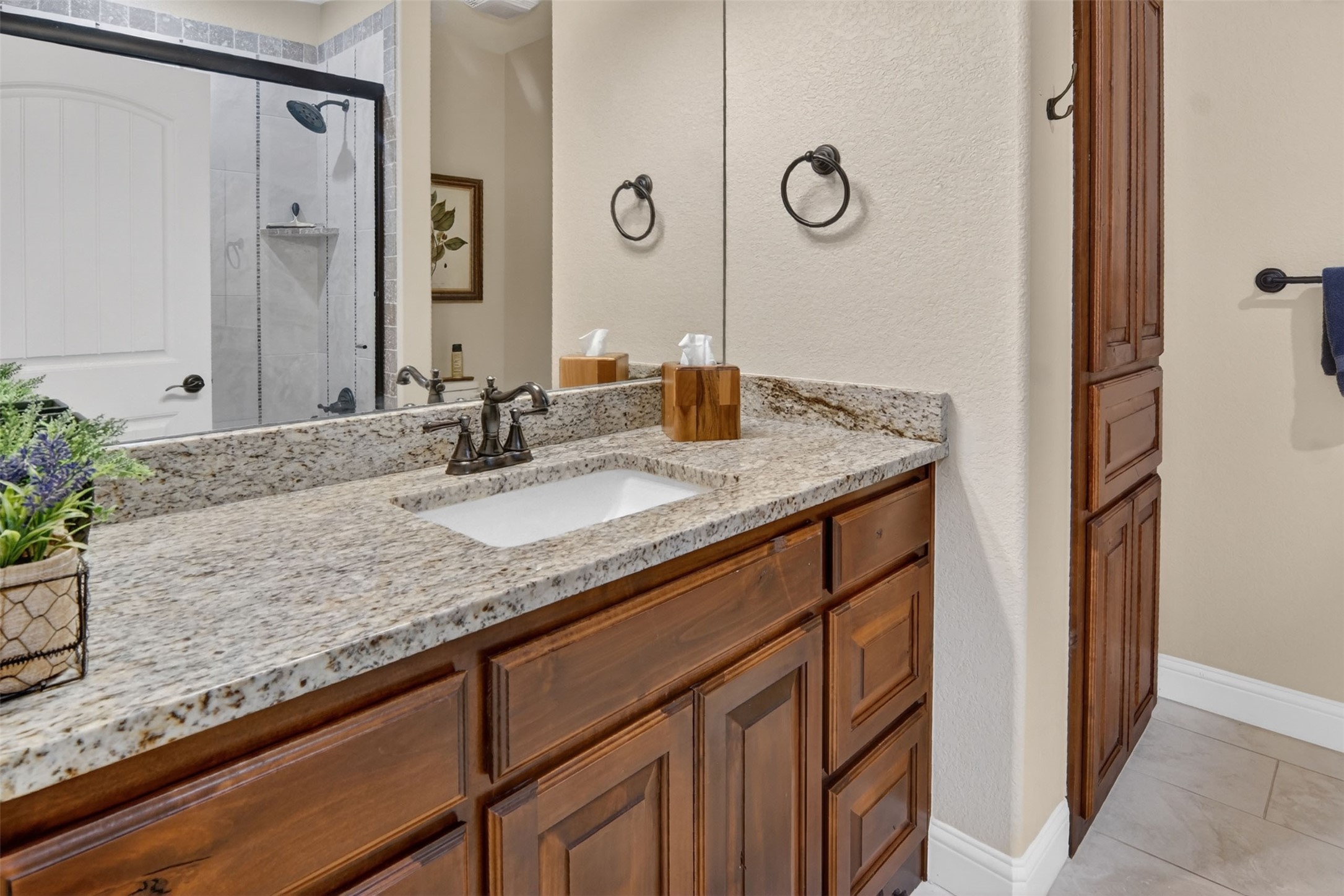 206 Oak Tree Court Poolville TX 76487