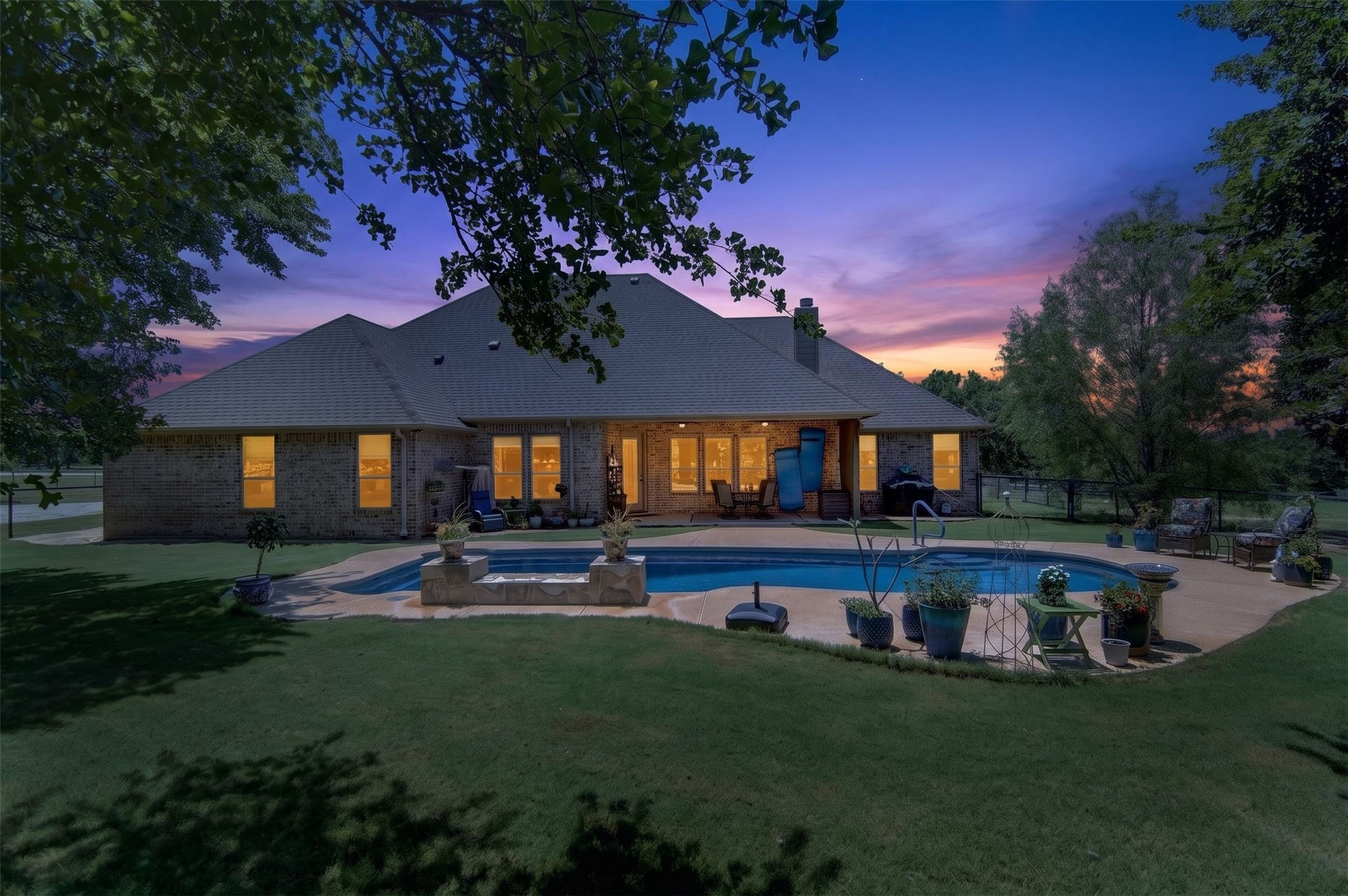 206 Oak Tree Court Poolville TX 76487