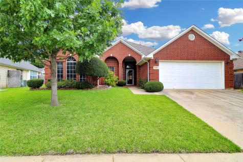 6121 Cliffbrook Drive North Richland Hills TX 76180