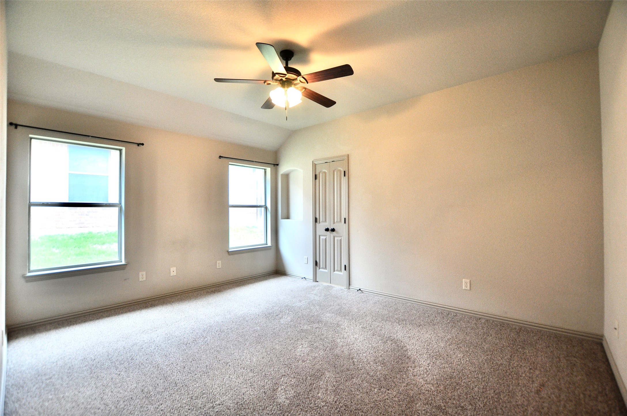 1245 Newcastle Drive Weatherford TX 76086
