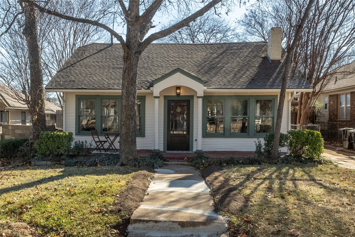 2205 W Rosedale Street S Fort Worth TX 76110