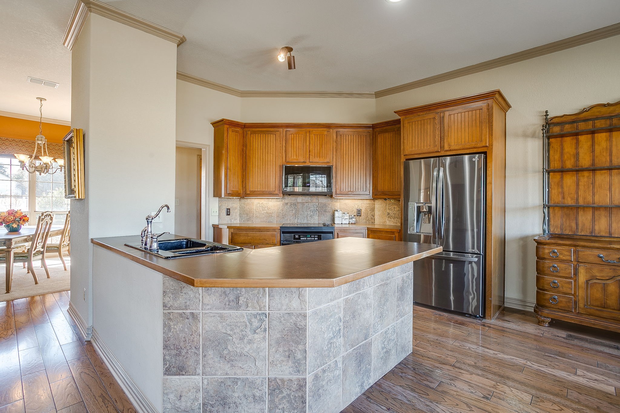 2300 E Emerald Bend Granbury TX 76049