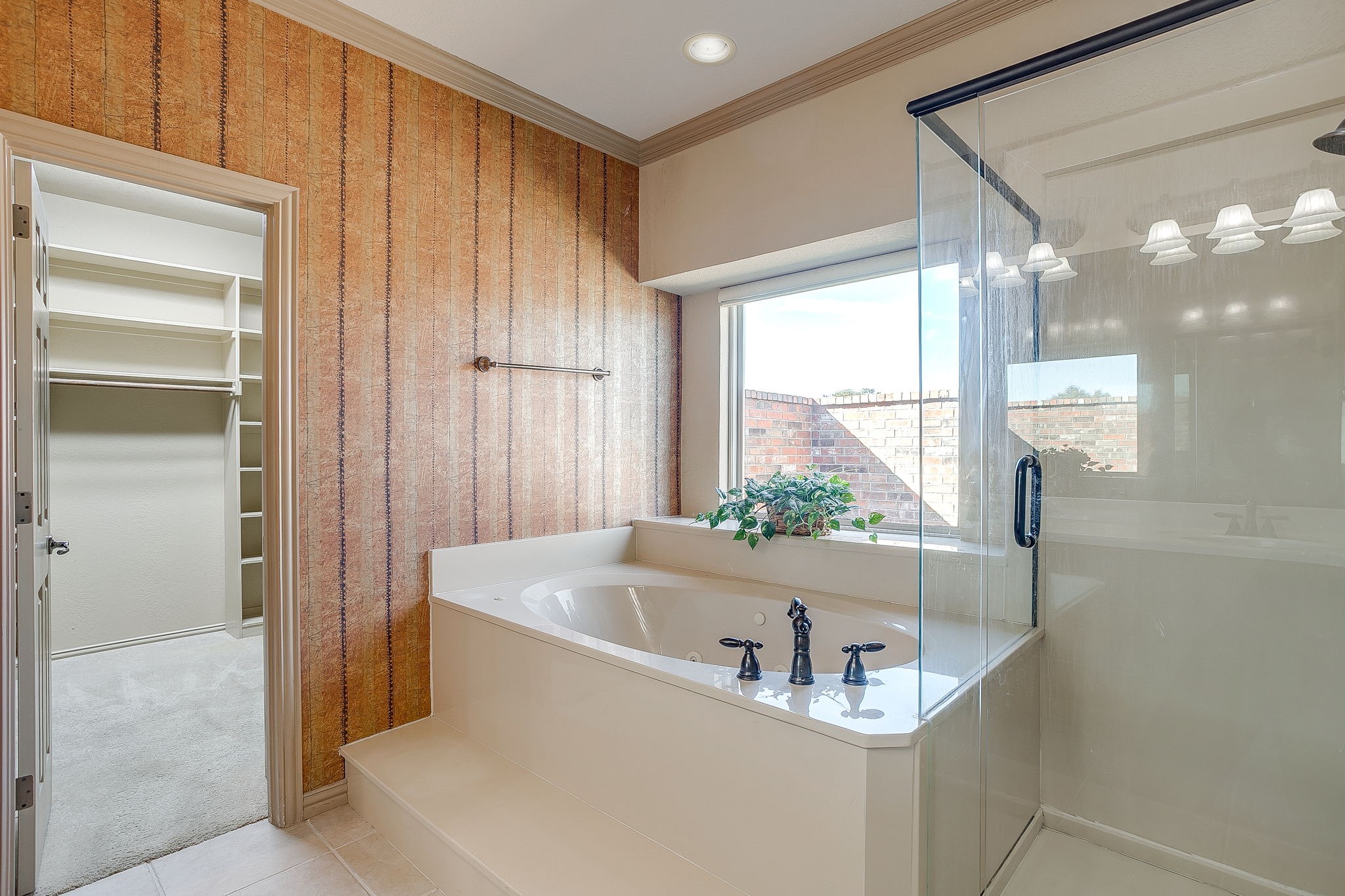 2300 E Emerald Bend Granbury TX 76049