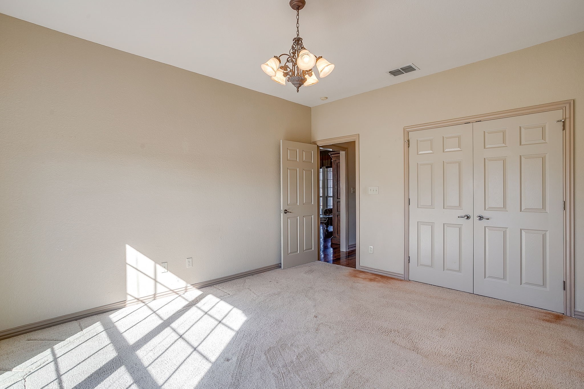 2300 E Emerald Bend Granbury TX 76049
