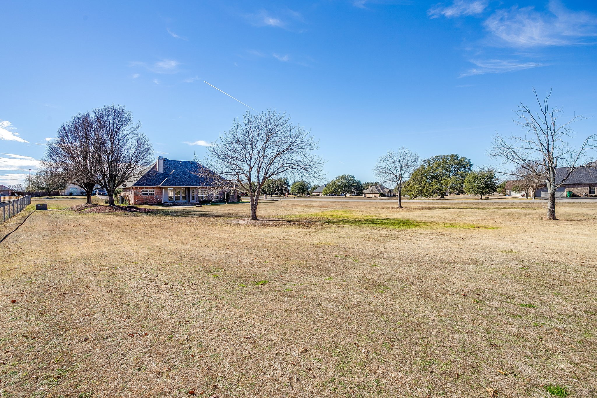 2300 E Emerald Bend Granbury TX 76049