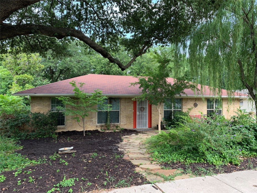 1402 Merrimac Trail Garland TX 75043