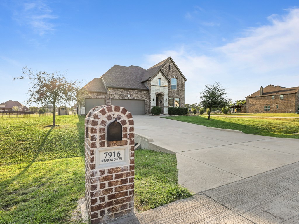 7916 Meadow Grove Drive Mckinney TX 75071