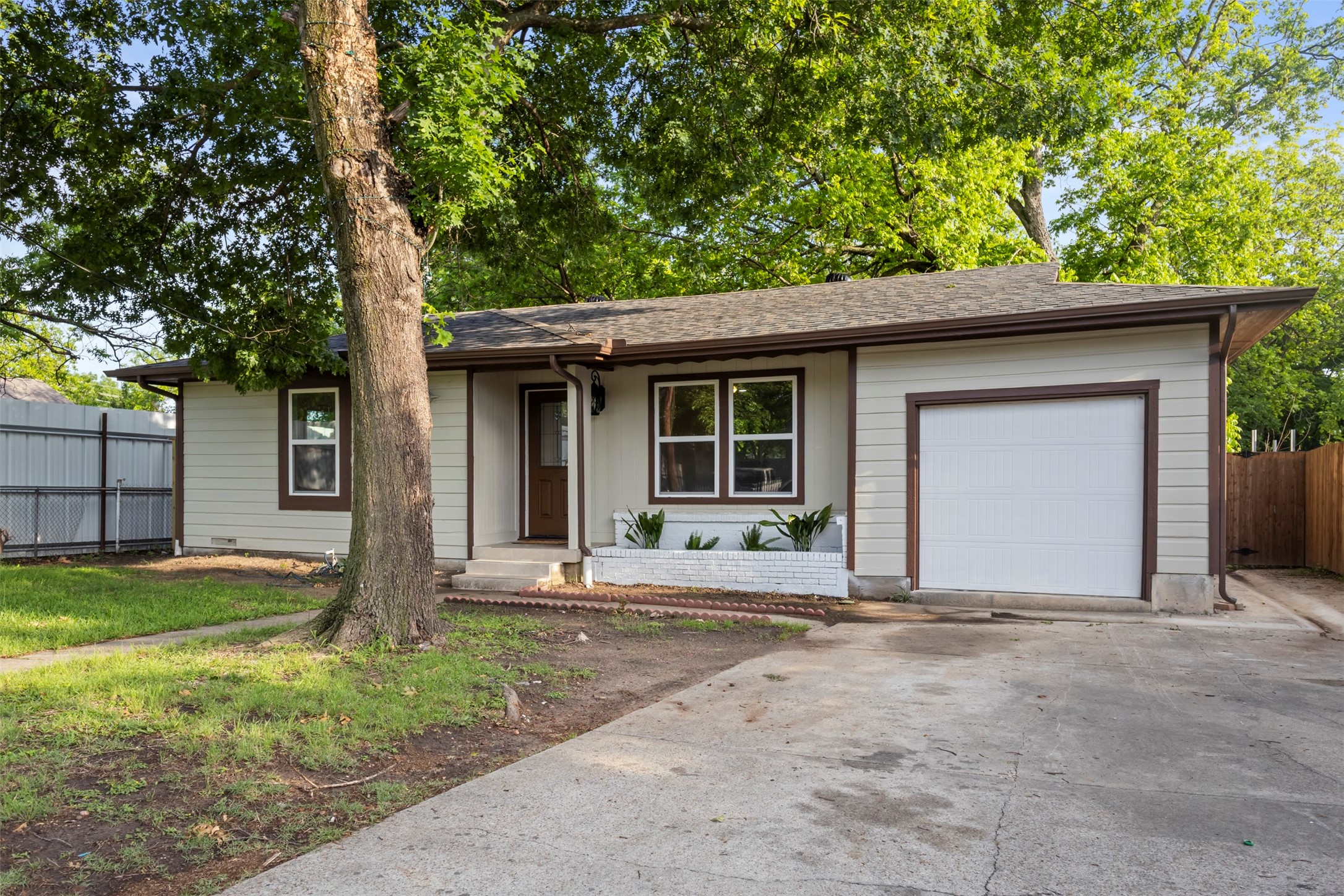 9532 Musgrave Drive Dallas TX 75217