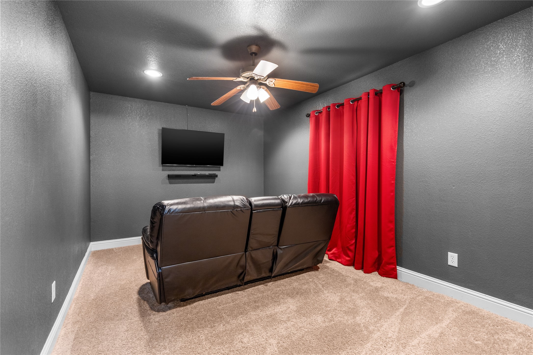 301 Matthew Avenue Denton TX 76210