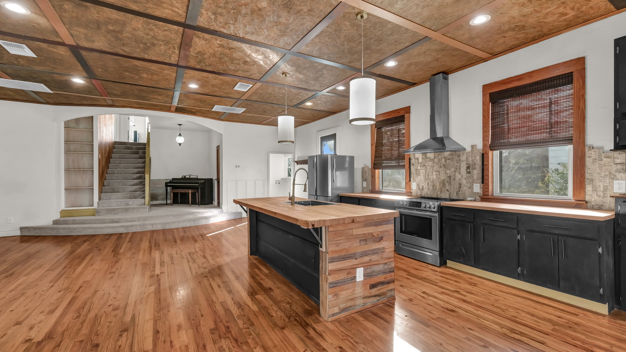 405 S Bowie Drive Weatherford TX 76086