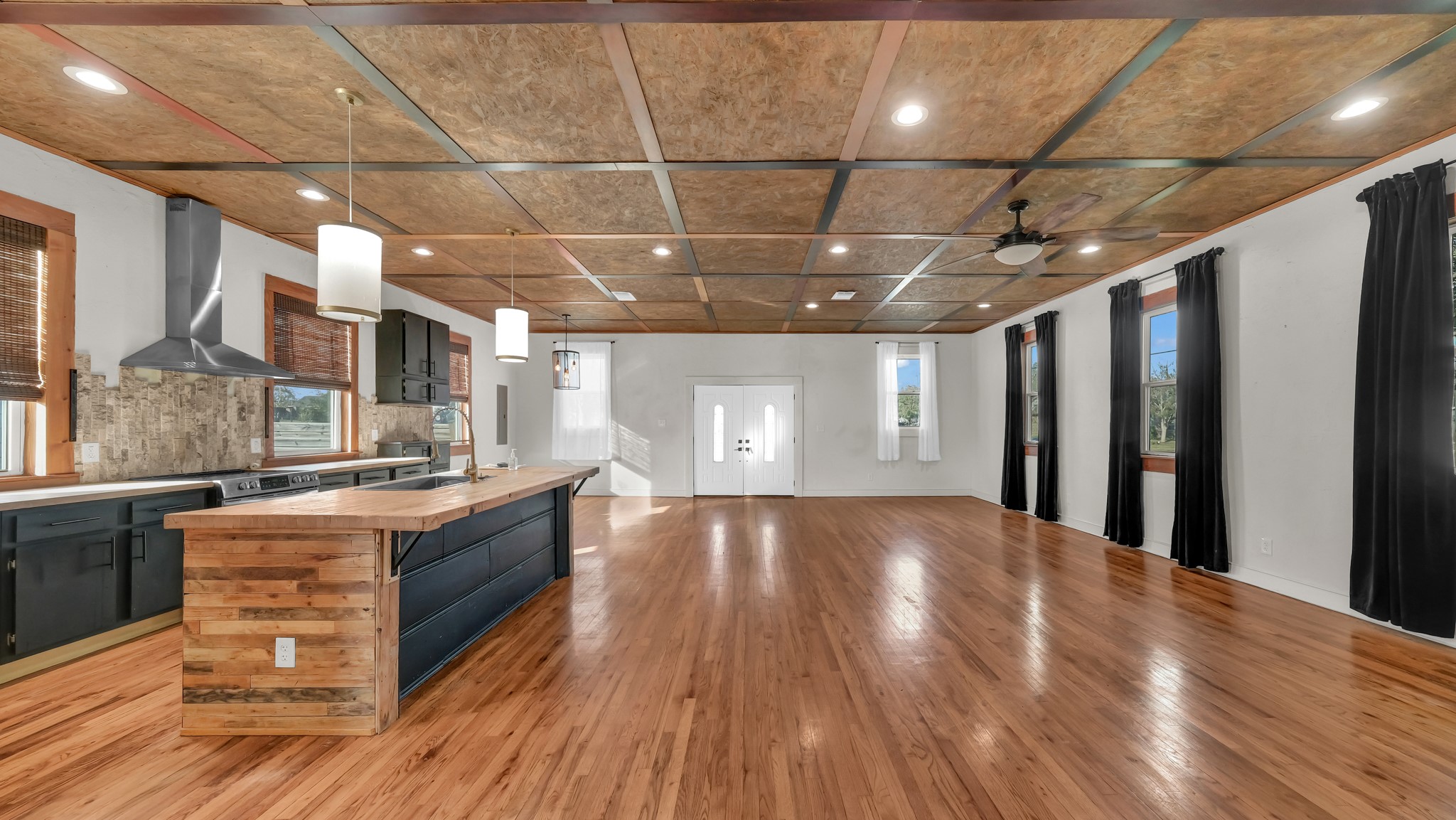 405 S Bowie Drive Weatherford TX 76086