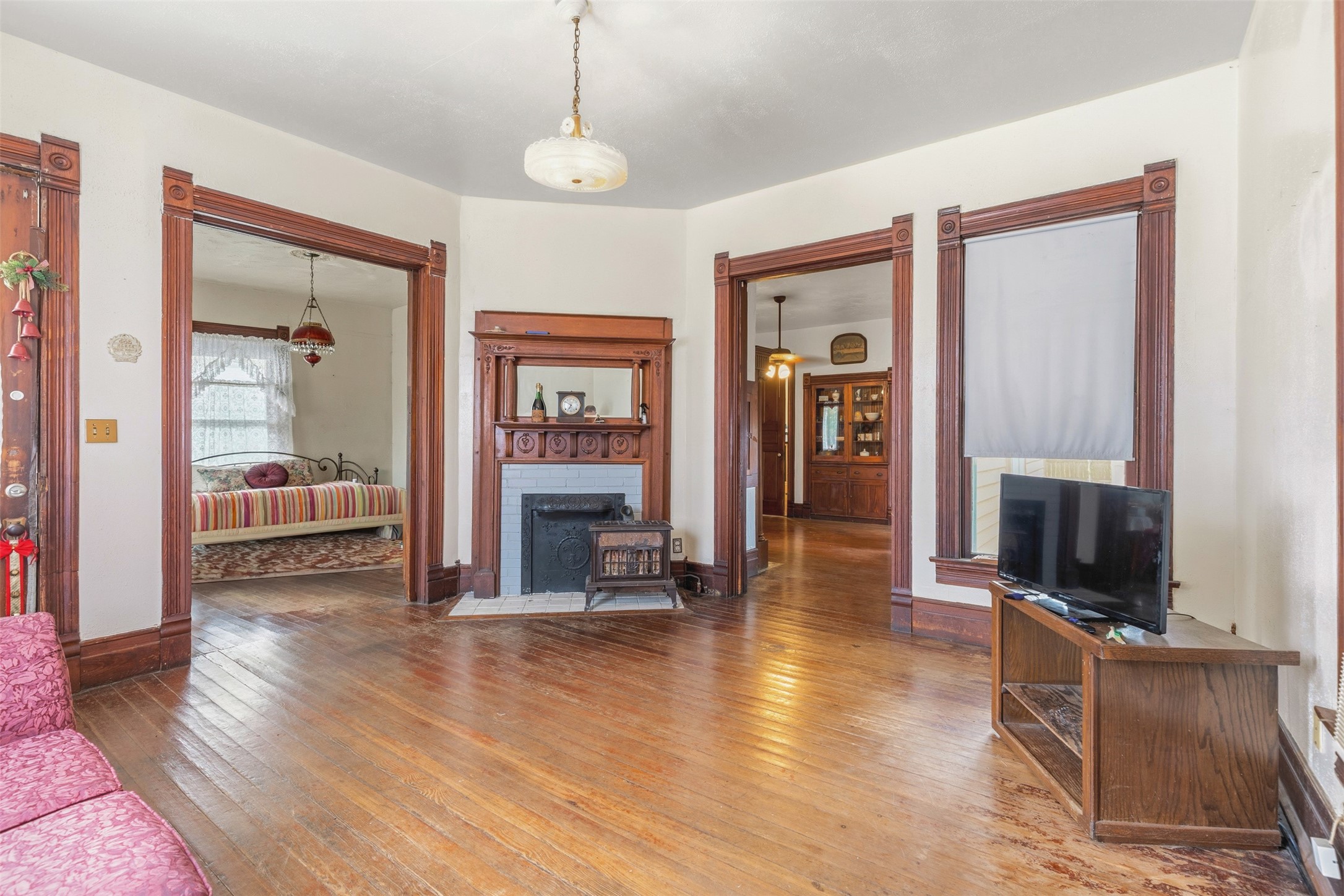 618 W Chestnut Street Denison TX 75020
