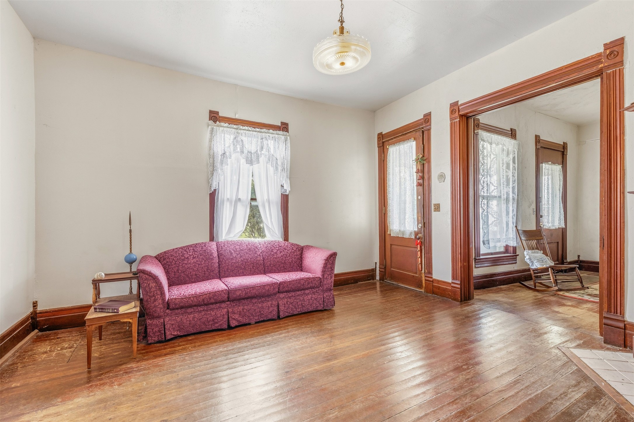 618 W Chestnut Street Denison TX 75020