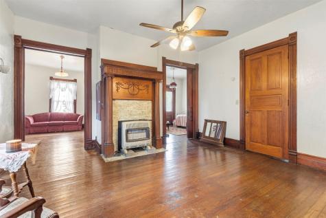 618 W Chestnut Street Denison TX 75020