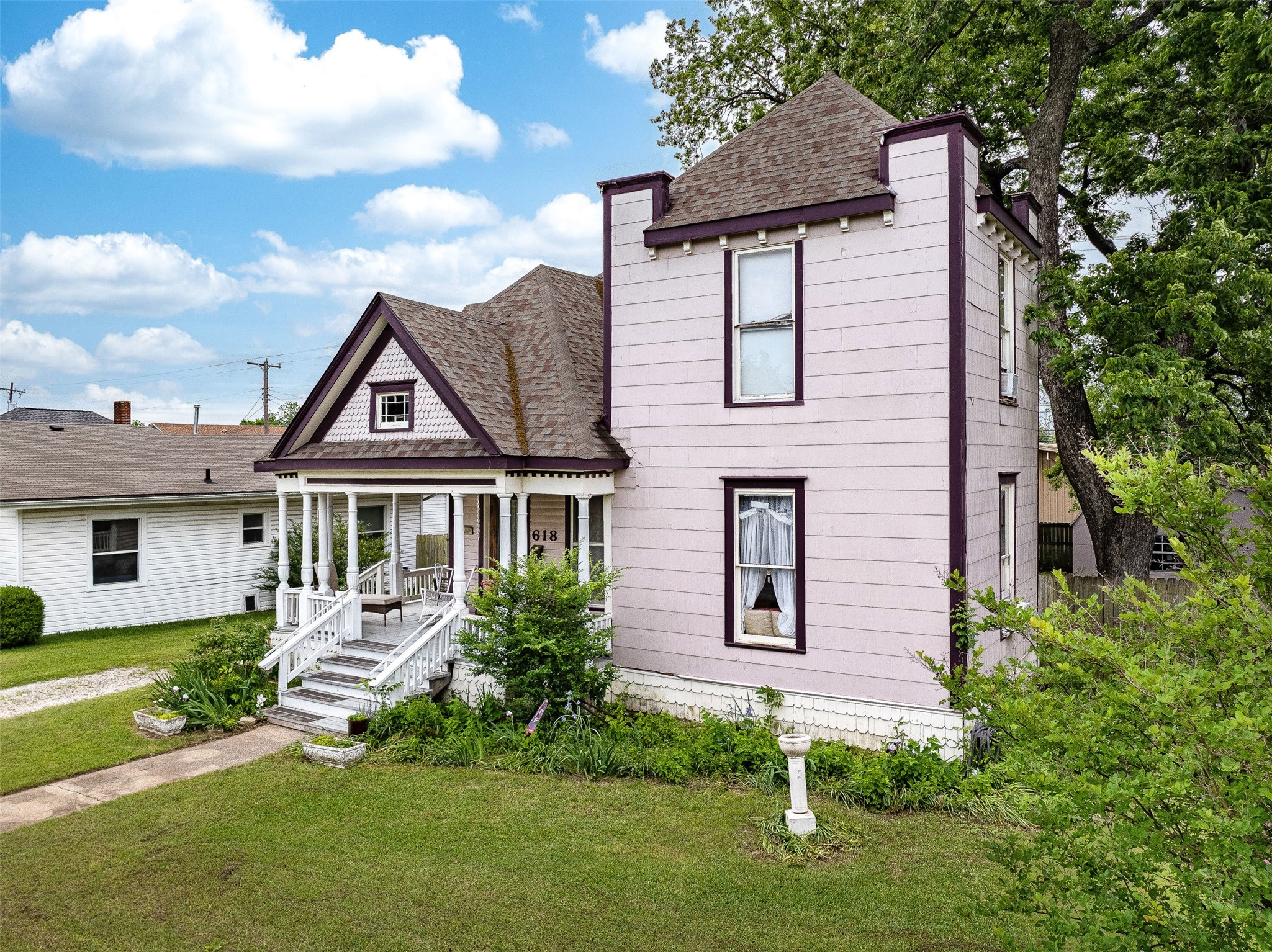 618 W Chestnut Street Denison TX 75020