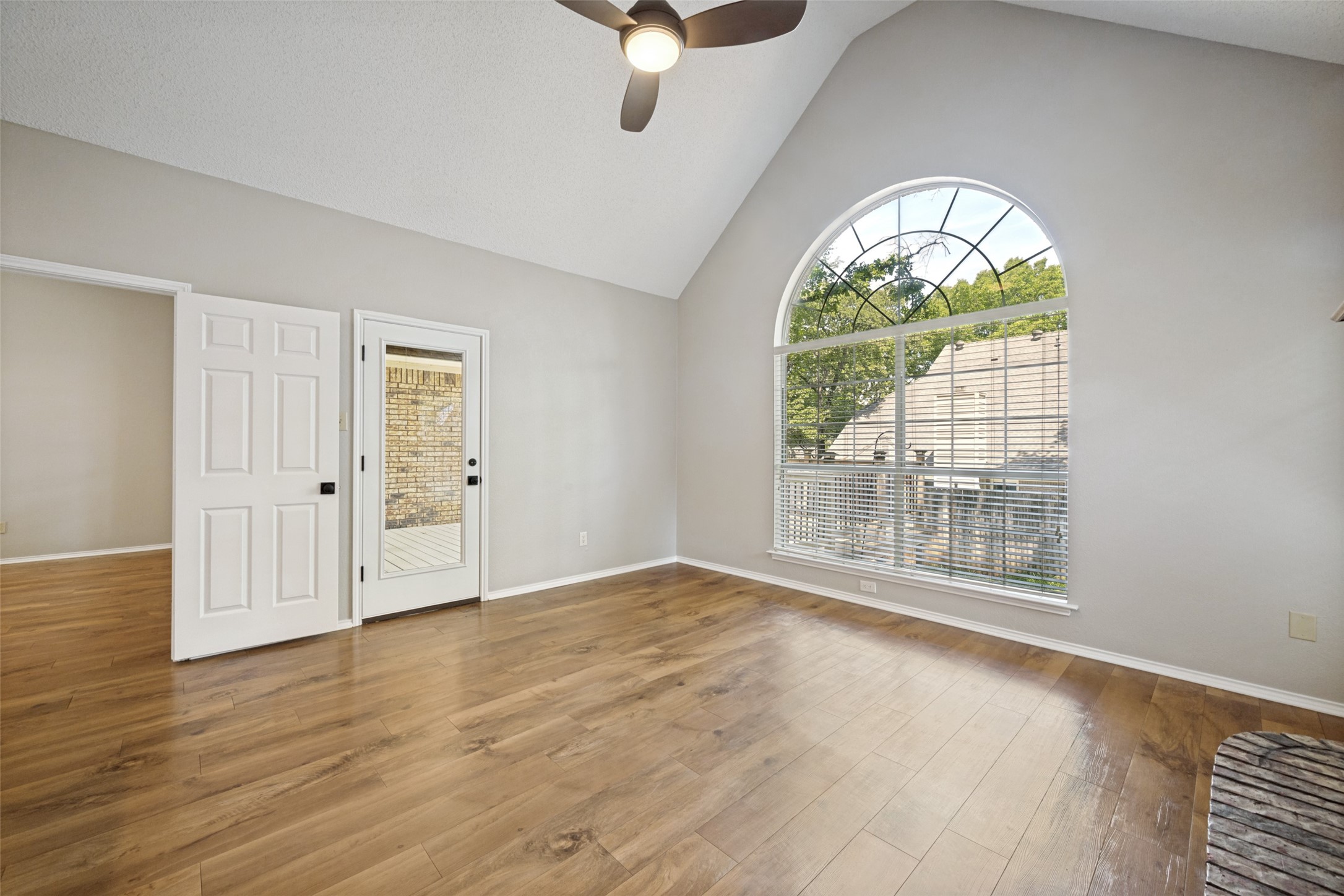 1818 Haydenbend Circle Grapevine TX 76051