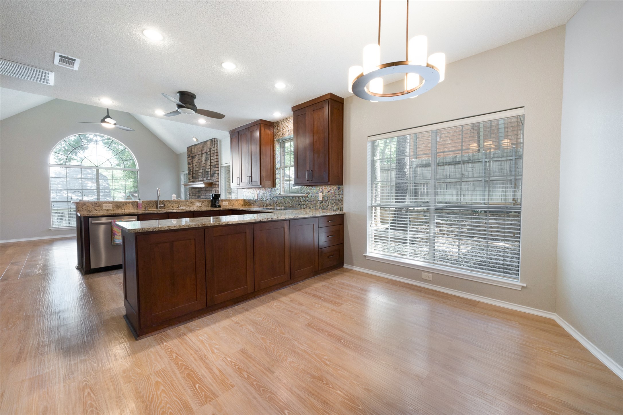 1818 Haydenbend Circle Grapevine TX 76051