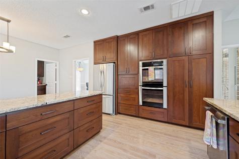 1818 Haydenbend Circle Grapevine TX 76051
