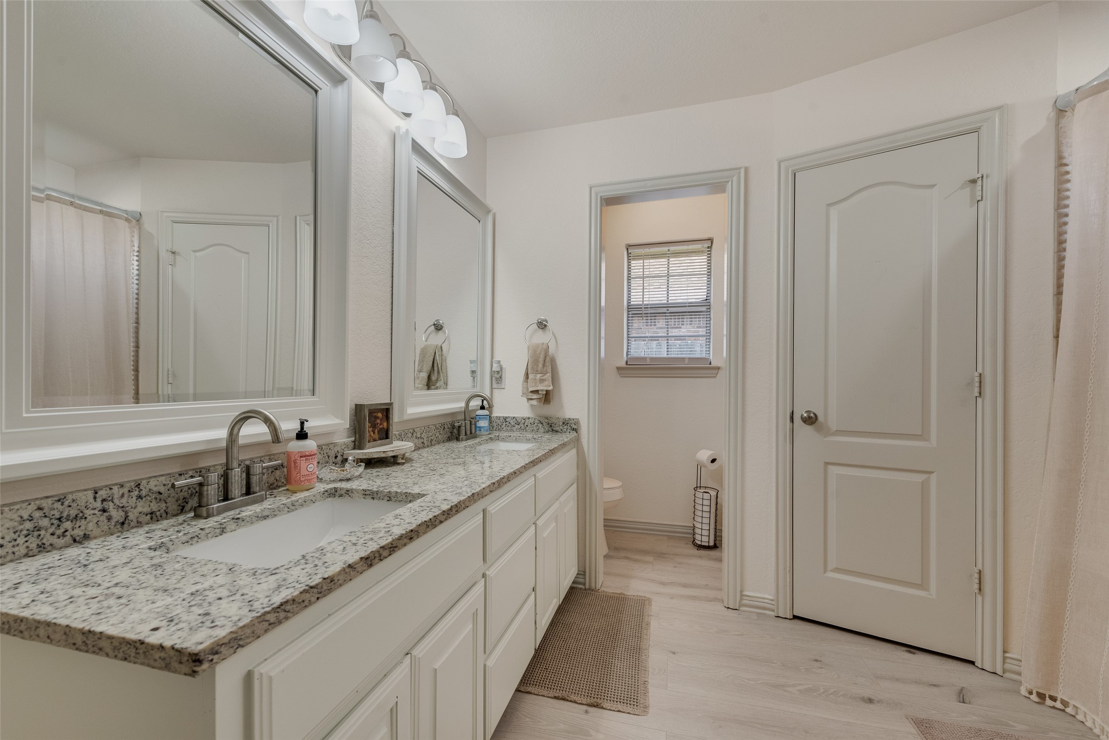 106 Hanover Avenue Palmer TX 75152