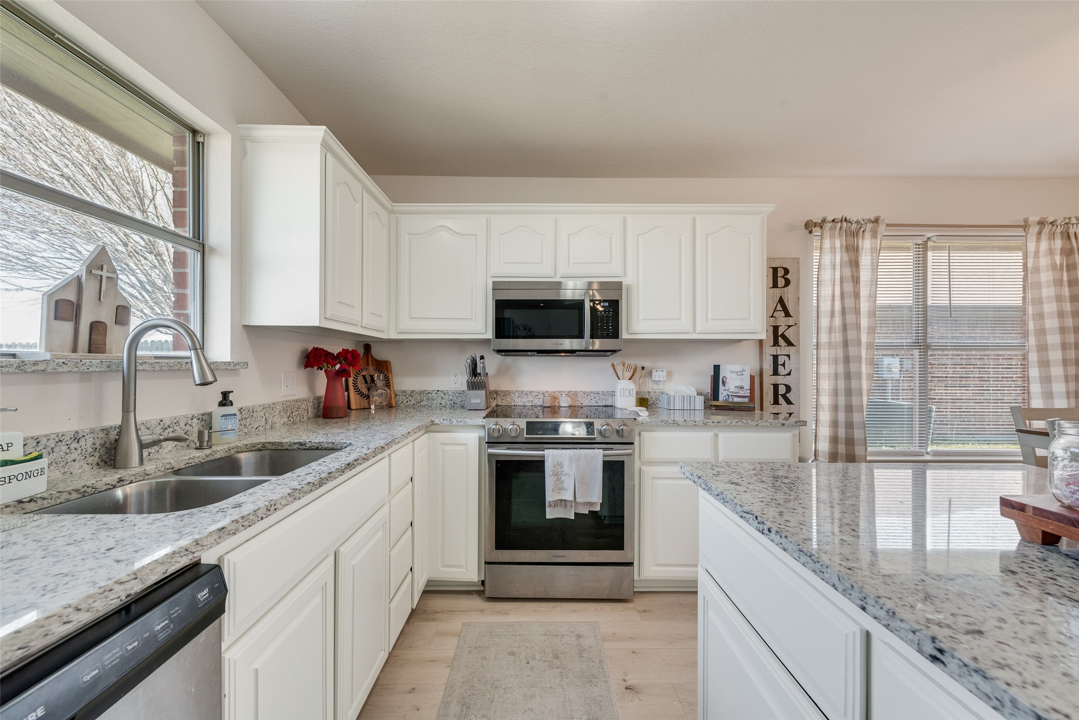 106 Hanover Avenue Palmer TX 75152
