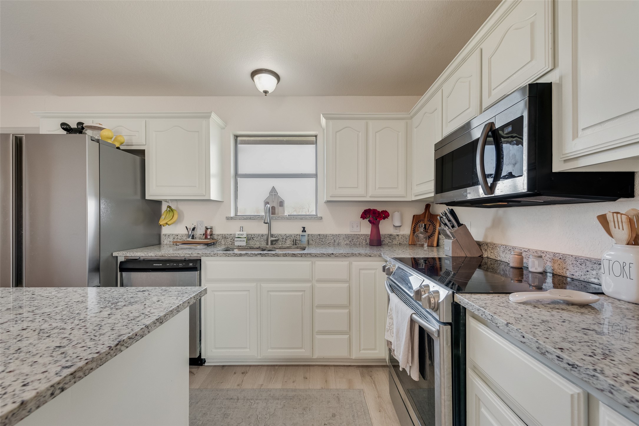 106 Hanover Avenue Palmer TX 75152