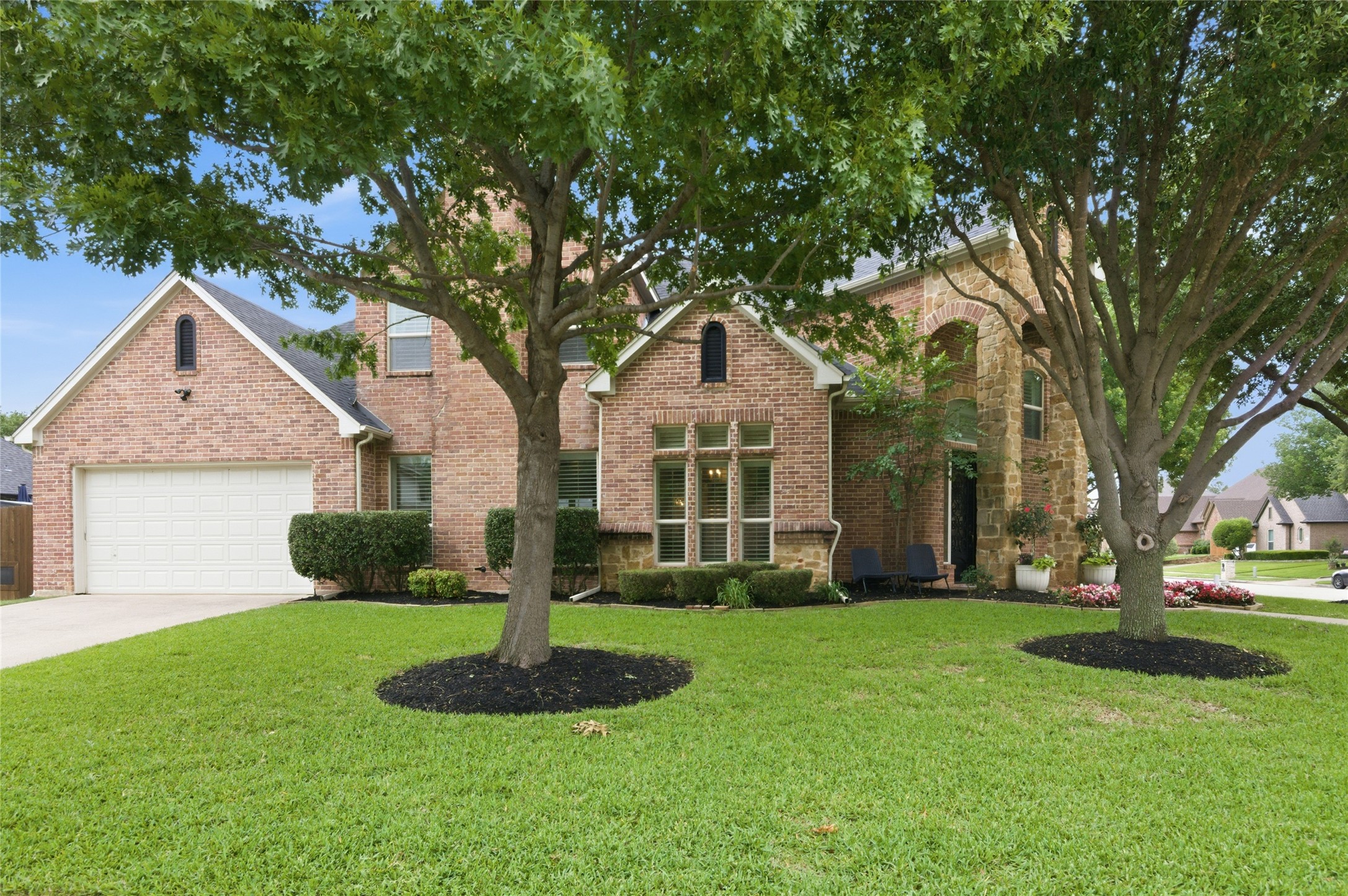 696 Bear Creek Drive Hurst TX 76054