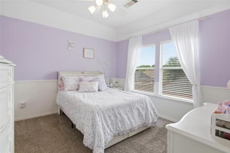 696 Bear Creek Drive Hurst TX 76054