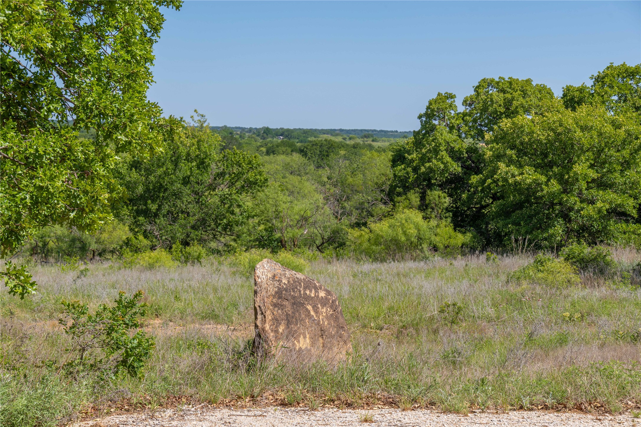 7582 Fm 2652 Loving TX 76460