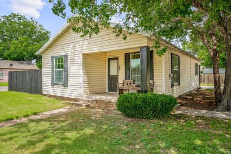 395 W Elm Street Stephenville TX 76401