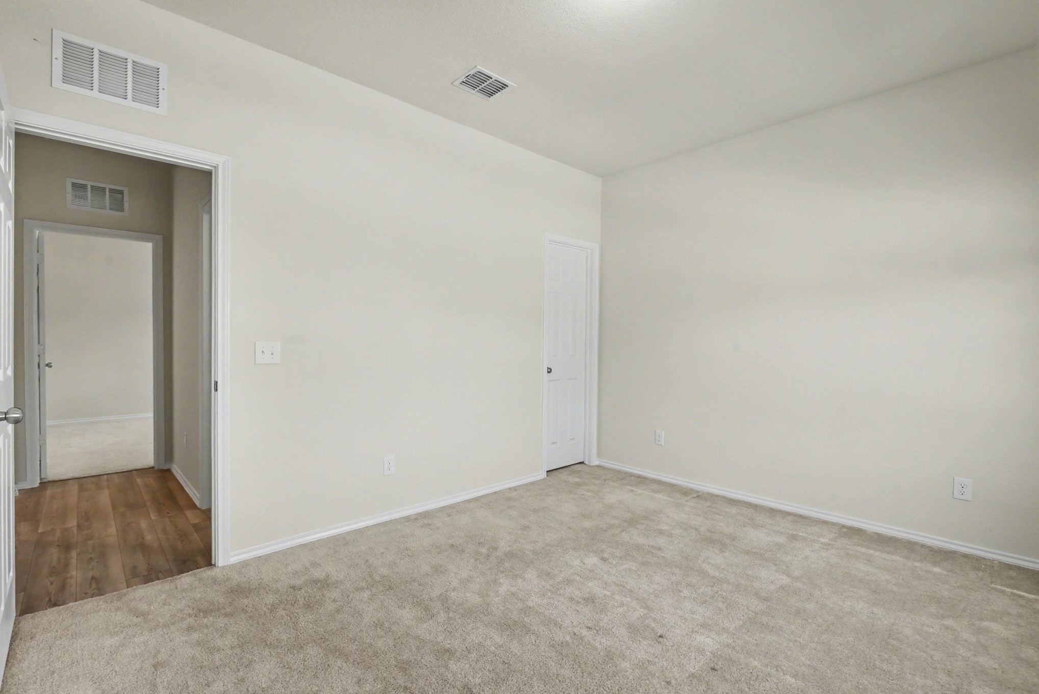 1128 Timberhurst Trail Fort Worth TX 76131