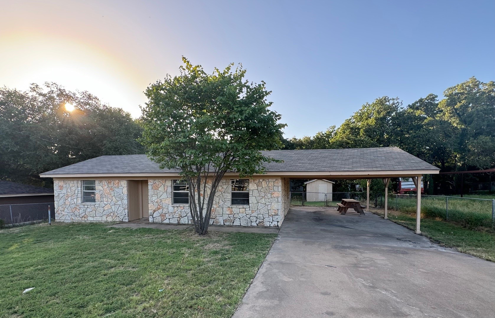 4006 Quail Ridge Court Granbury TX 76049