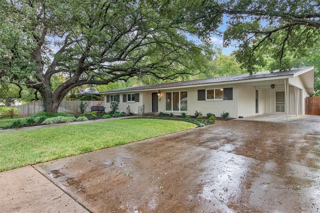 2308 N 52nd Street Waco TX 76710
