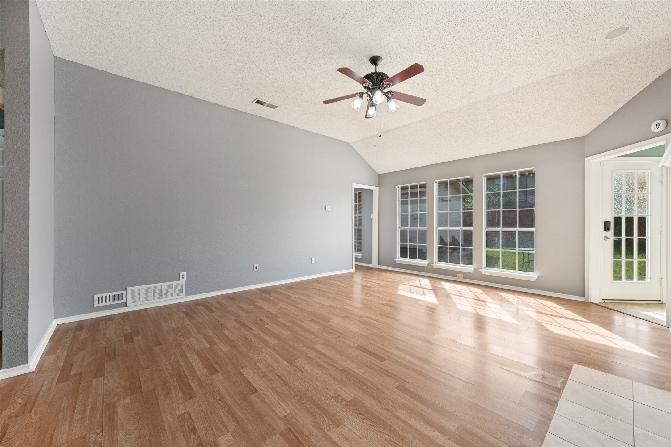 1905 Timberline Lane Sherman TX 75092