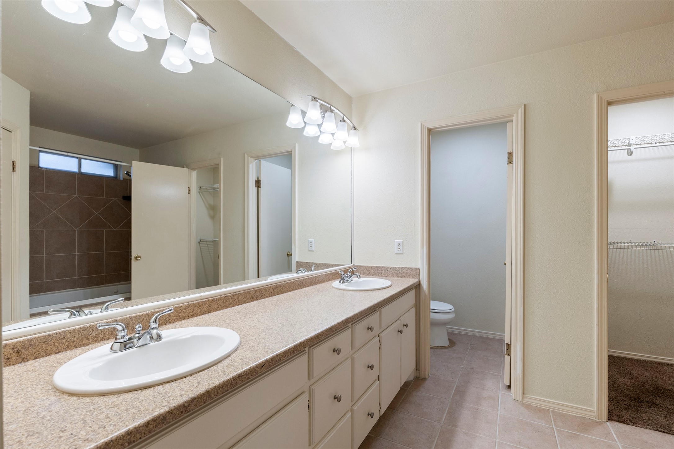 3912 Longstraw Drive Fort Worth TX 76137