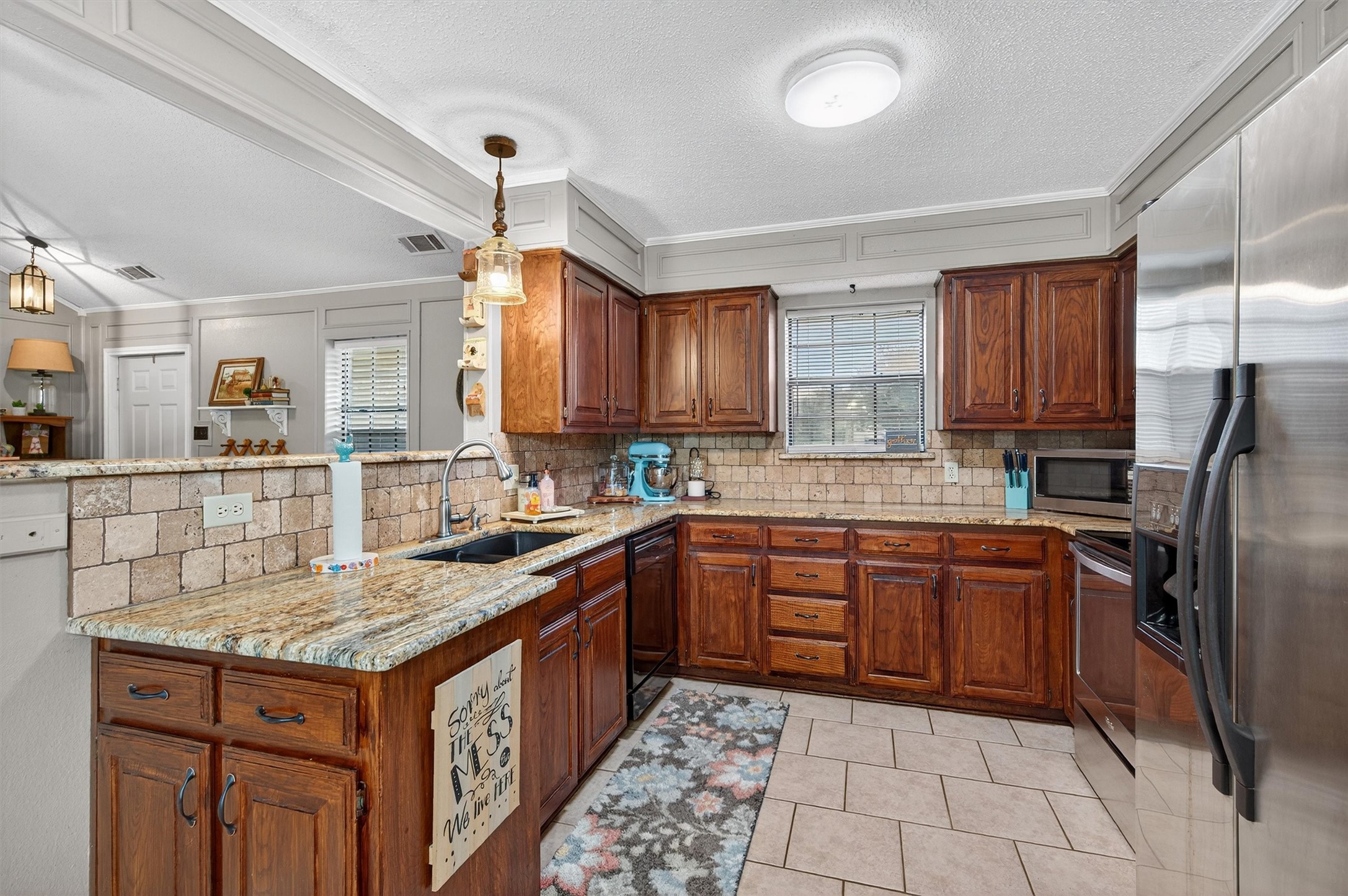 102 N 9th Street Gunter TX 75058