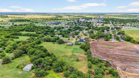 102 N 9th Street Gunter TX 75058